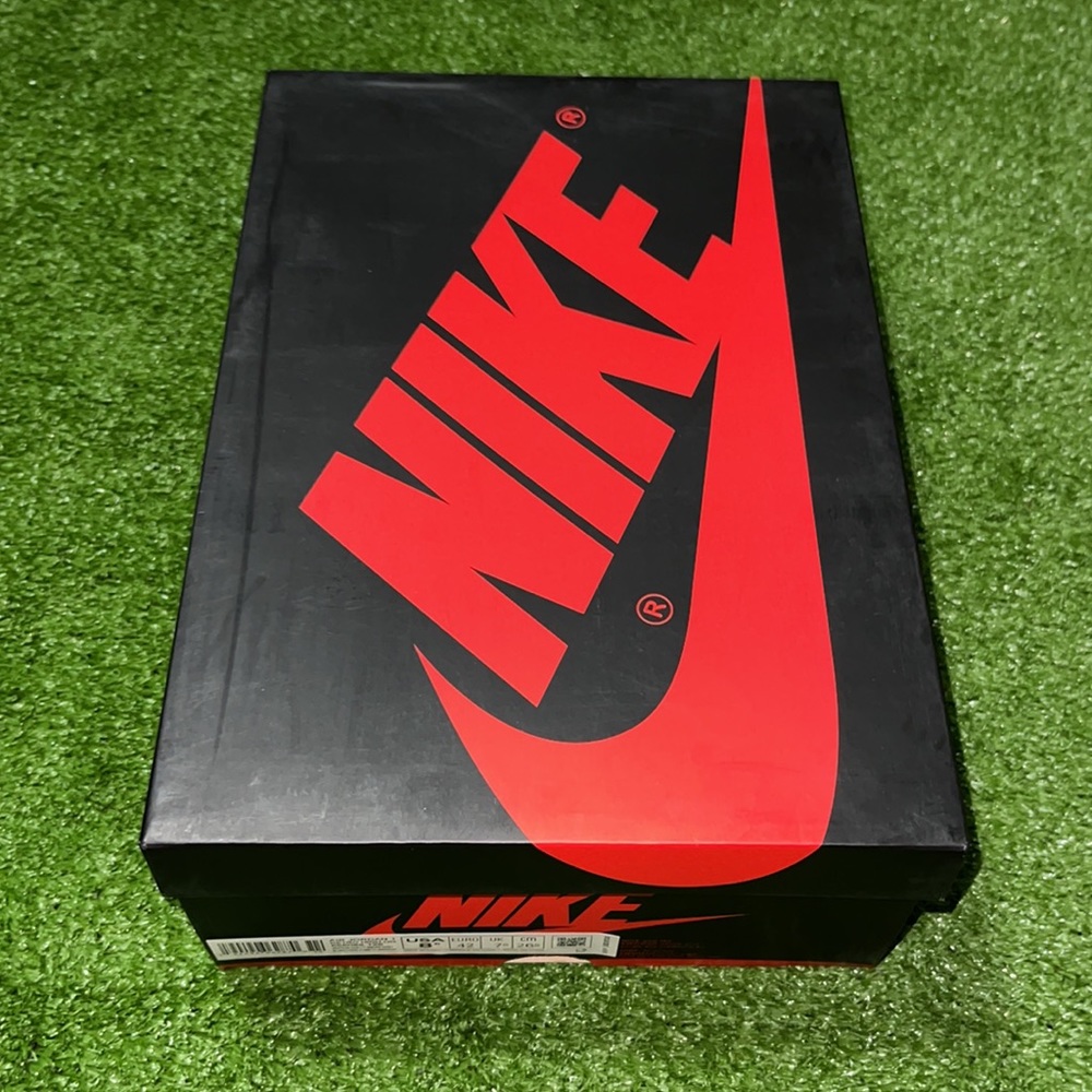 Air Jordan 1 Retro Smoke Grey🆕 - Picture 4 of 14